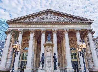 A view of a building with columns