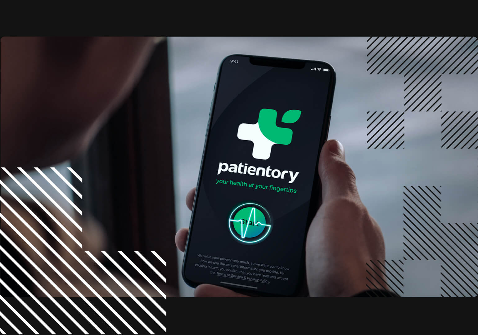 A person operates a digital health solution on a phone